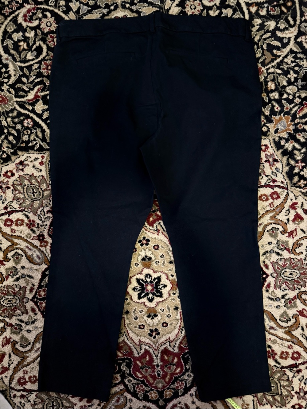 18 Old Navy women’s black mid-rise pixie skinny Pants with secret smooth pockets - Picture 2 of 5